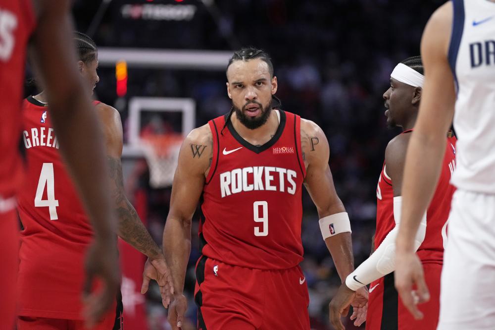 复出就建功 复出就建功